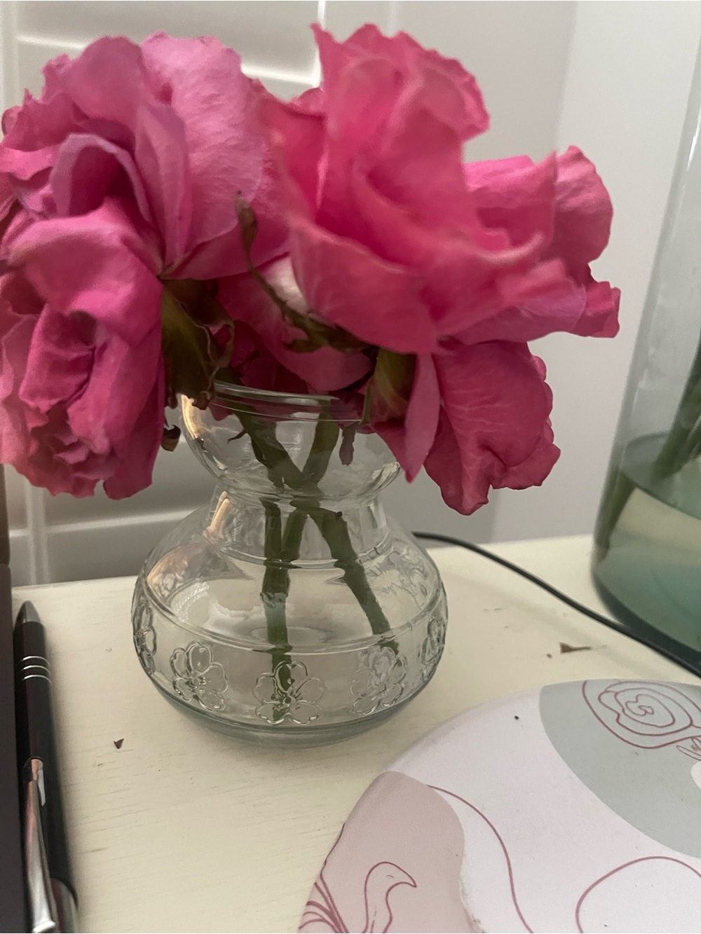 Tiny cute vase can be used as pencil holder too